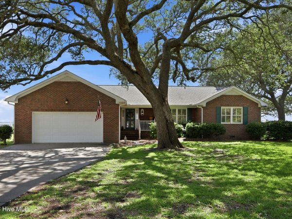 221 Rudolph Drive , Beaufort, NC 28516