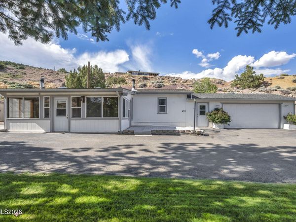 435 Cloutier Lane, Sun Valley, NV 89433