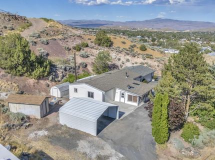 435 Cloutier Lane, Sun Valley, NV 89433 Photo