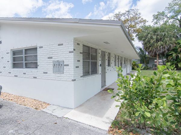 1605 SW 11th Court, Unit 1-16, Fort Lauderdale, FL 33312