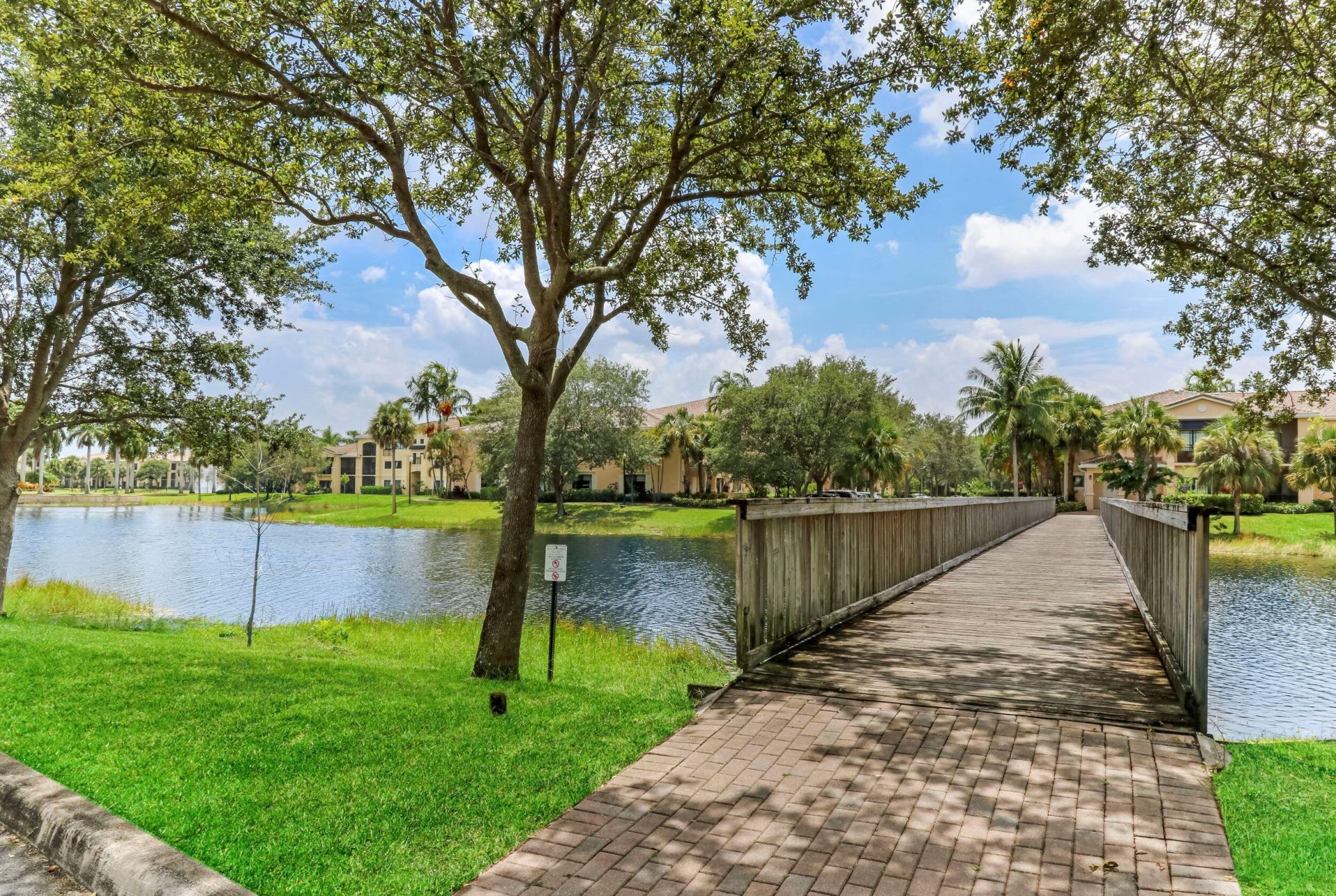 2915 Tuscany Court, Unit 201, Palm Beach Gardens, FL 33410 Photo