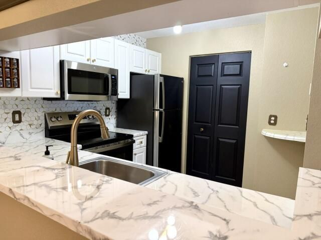 2915 Tuscany Court, Unit 201, Palm Beach Gardens, FL 33410 Photo