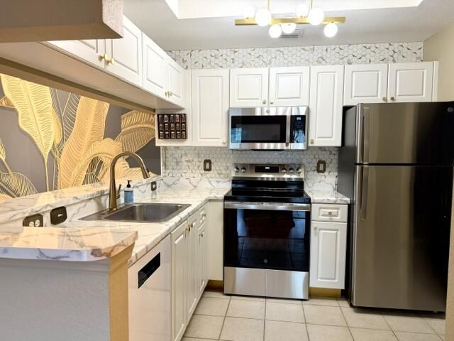 2915 Tuscany Court, Unit 201, Palm Beach Gardens, FL 33410 Photo