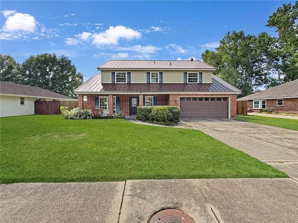 116 STRATFORD Drive , Slidell, LA 70458
