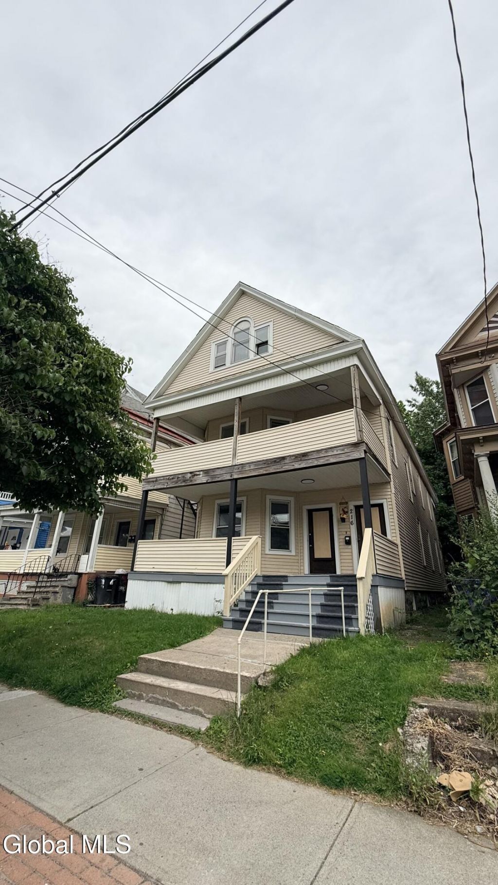 216 Delaware Avenue, Albany, NY 12209 Main Photo