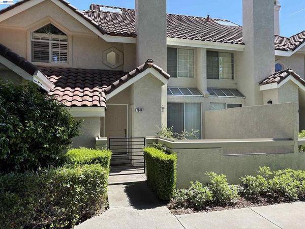 7247 Cronin Cir, Dublin, CA 94568