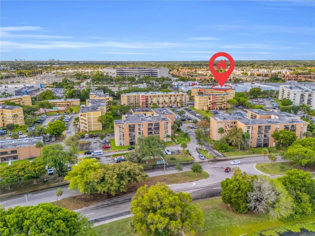 9280 Fontainebleau Blvd , Unit 505, Miami, FL 33172 Photo