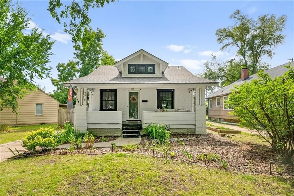 7515 Harrison Street, Kansas City, MO 64131 Main Photo