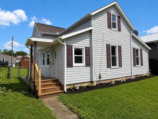 515 W Brown Street , New Lexington, OH 43764