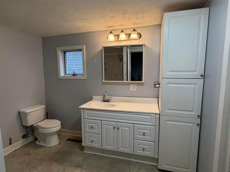 515 W Brown Street, New Lexington, OH 43764 Photo 16