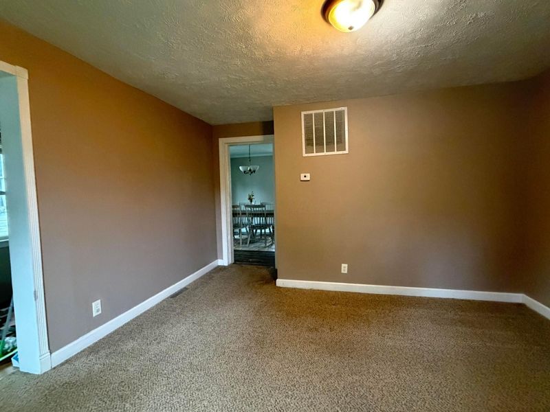 515 W Brown Street, New Lexington, OH 43764 Photo 5