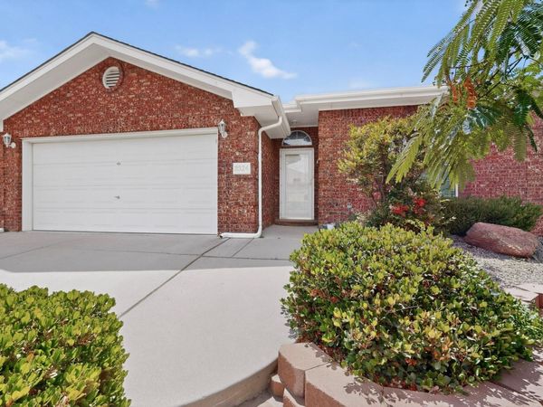 9324 Saguaro Street NW, Albuquerque, NM 87114