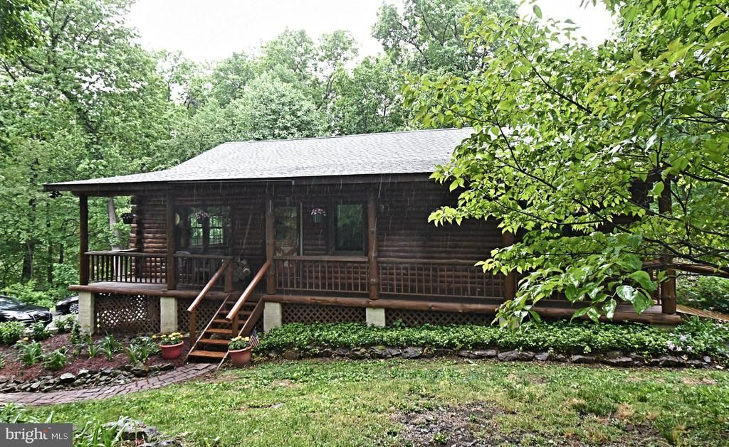 148 FREDERICKSVILLE ROAD, MERTZTOWN, PA 19539