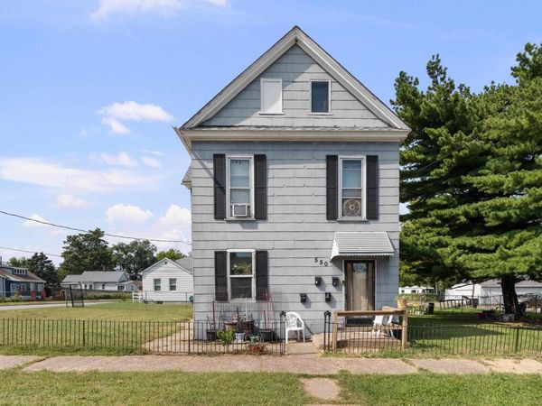 550 26TH Street , Rock Island, IL 61201