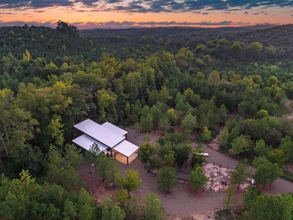 144 Hidden Pines Loop, Broken Bow, OK 74728