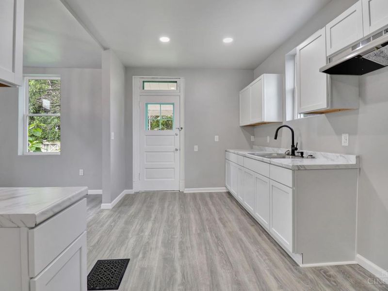 6961 La Boiteaux, North College Hill, OH 45223 Photo 37