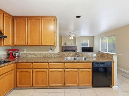 2516 Du Bois Dr, Roseville, CA 95661 Photo