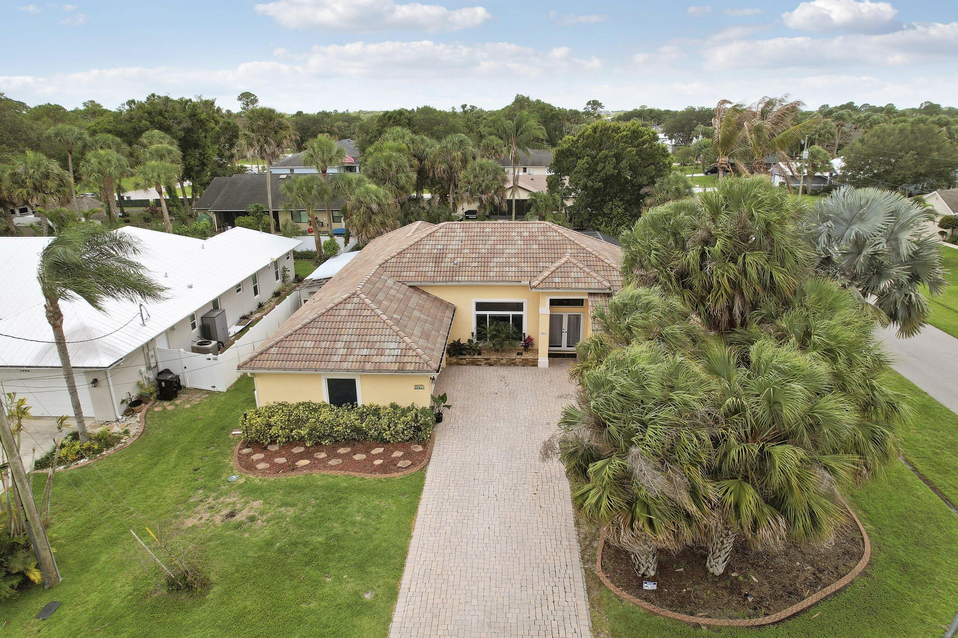 1590 SW Underwood Avenue, Port Saint Lucie, FL 34953 Photo