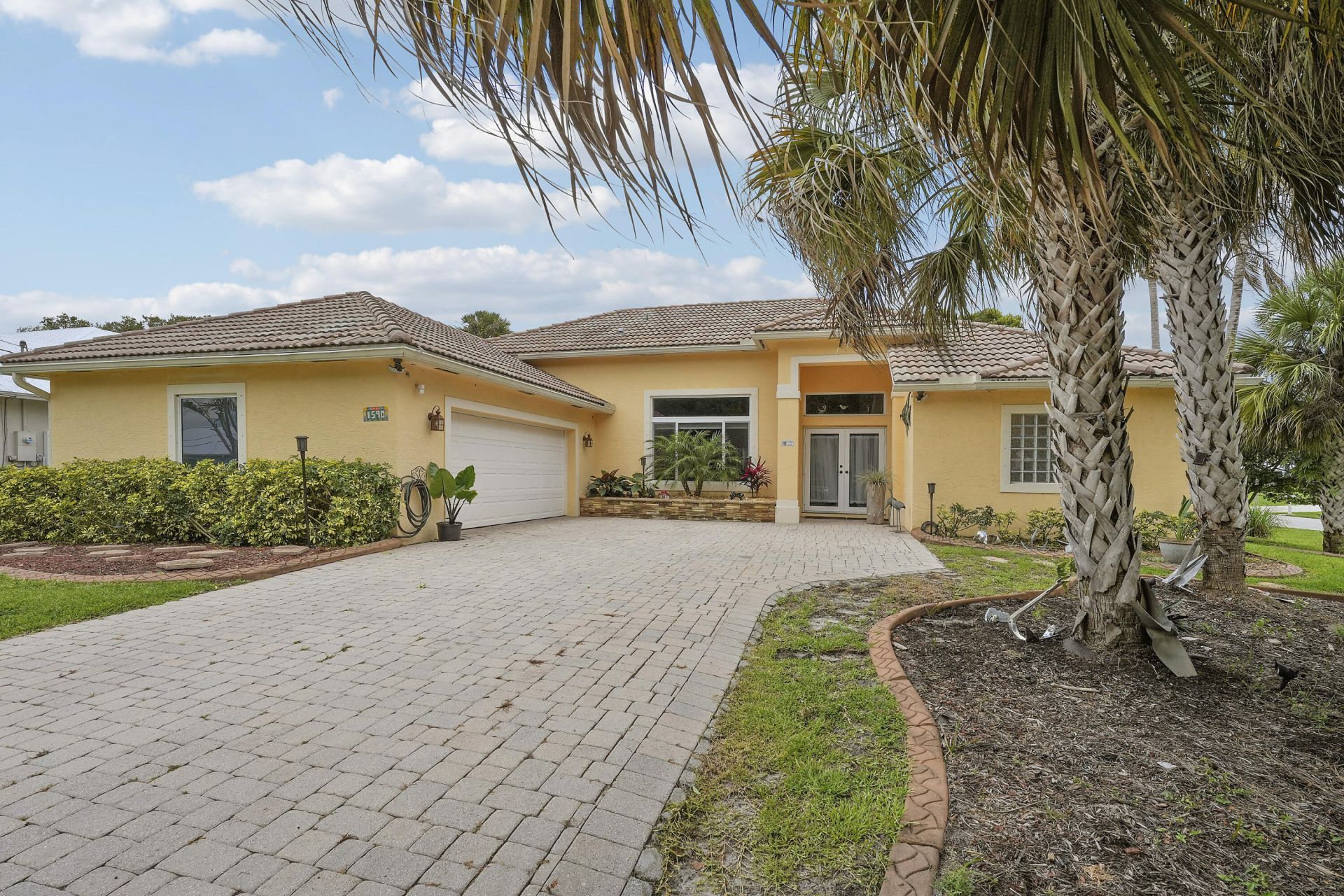 1590 SW Underwood Avenue, Port Saint Lucie, FL 34953 Photo