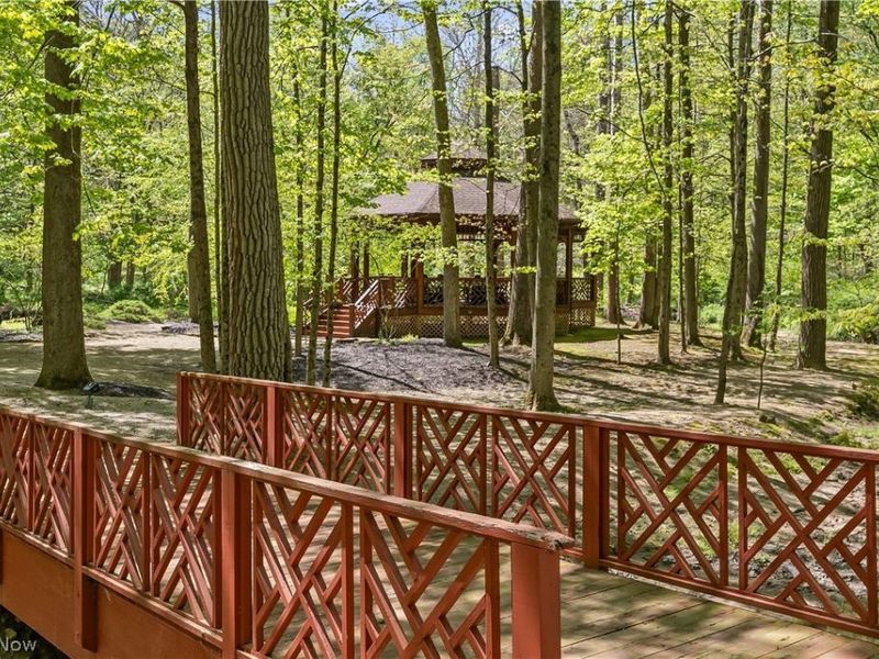 805 Cascades Drive, Aurora, OH 44202 Photo 27