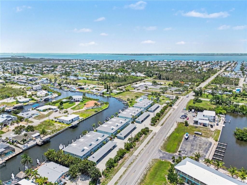 2912 Oleander St , Unit B3, Saint James City, FL 33956 Photo