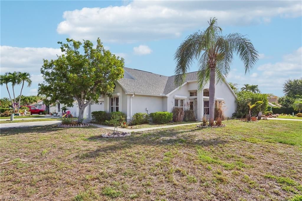 15237 Cricket Ln , Fort Myers, FL 33919 Photo