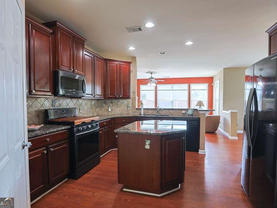 Property Image 13