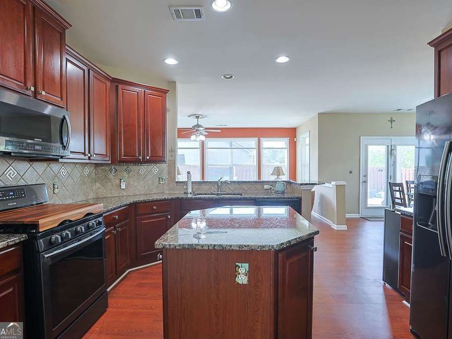 Property Image 15