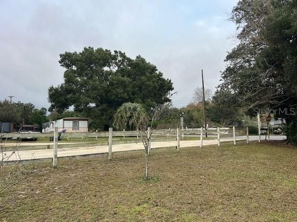 13730 NW 140TH STREET , ALACHUA, FL 32615