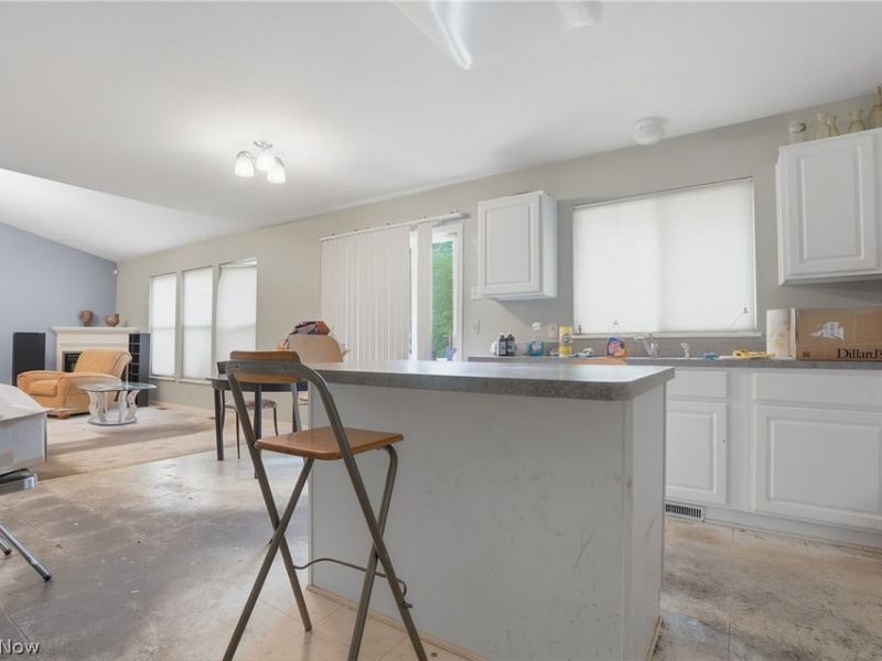 560 Canterbury Lane, Sagamore Hills, OH 44067 Photo 8