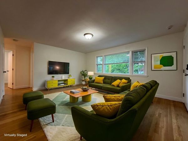 15 Park Avenue, Unit 5, Foxboro, MA 02035