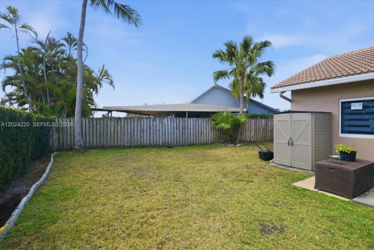 6520 Olde Moat Way, Davie, FL 33331 Photo