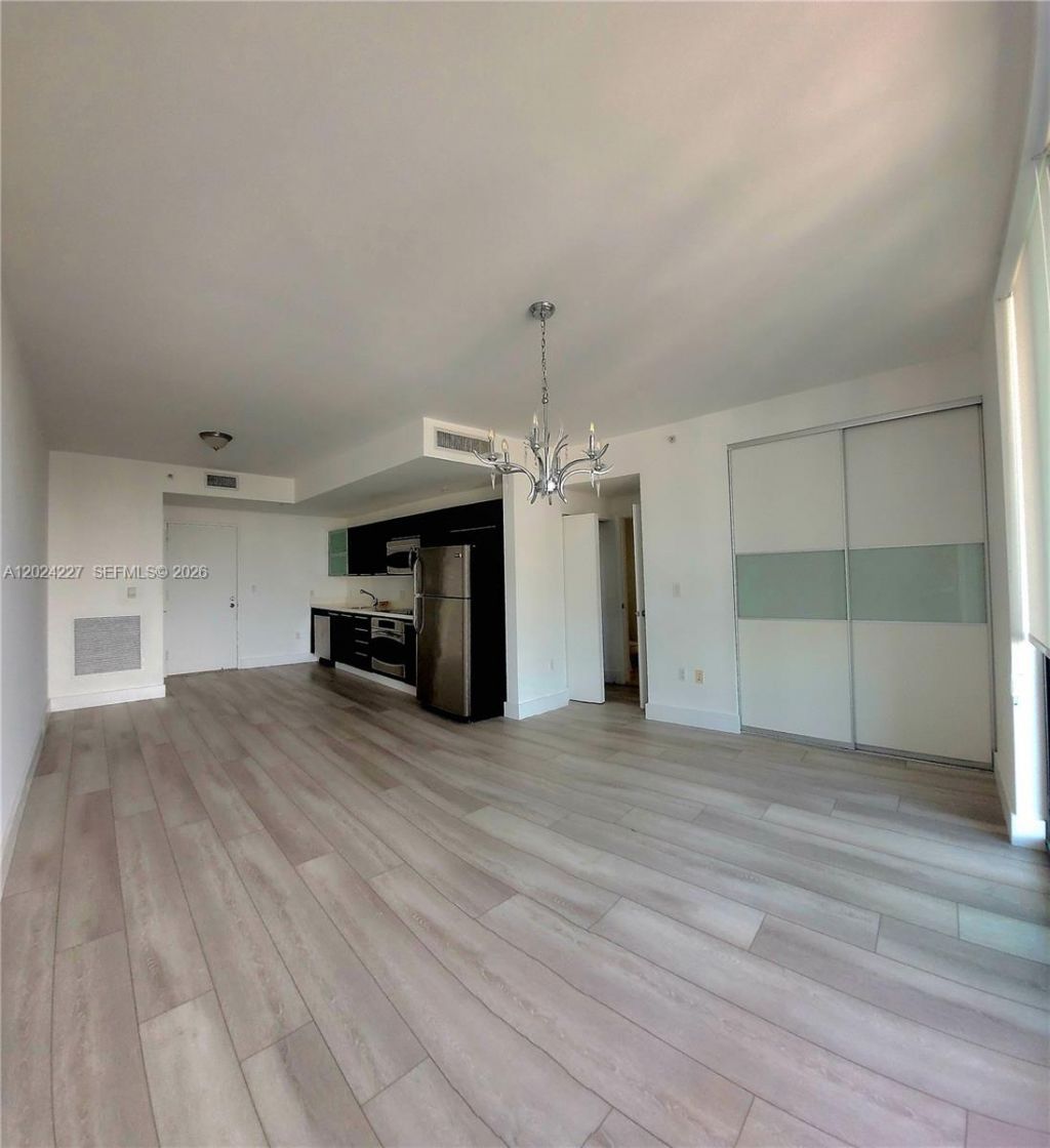90 SW 3rd St, Unit 2208, Miami, FL 33130 Photo