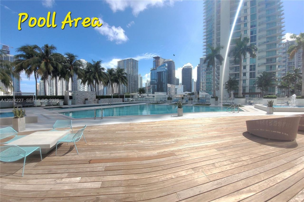 90 SW 3rd St, Unit 2208, Miami, FL 33130 Photo