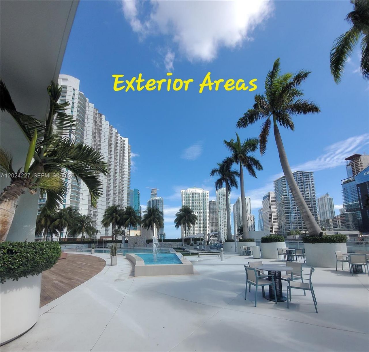 90 SW 3rd St, Unit 2208, Miami, FL 33130 Photo