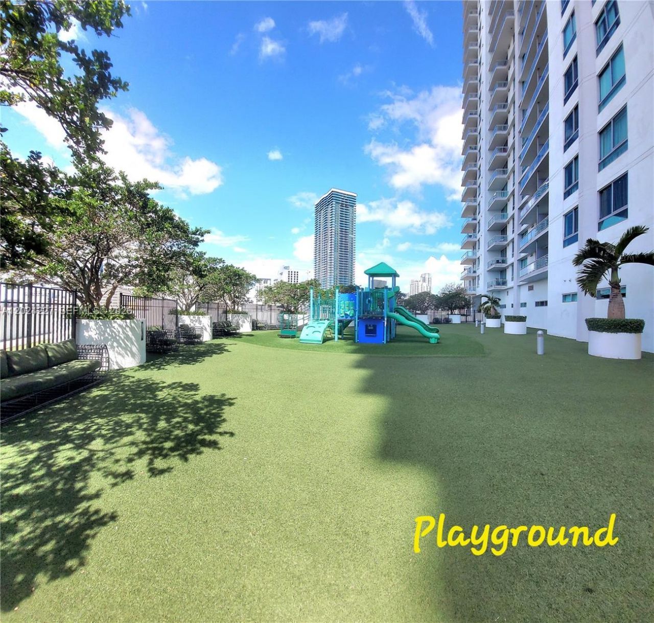 90 SW 3rd St, Unit 2208, Miami, FL 33130 Photo