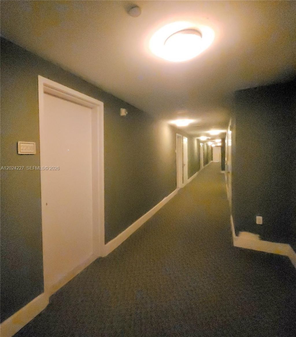 90 SW 3rd St, Unit 2208, Miami, FL 33130 Photo