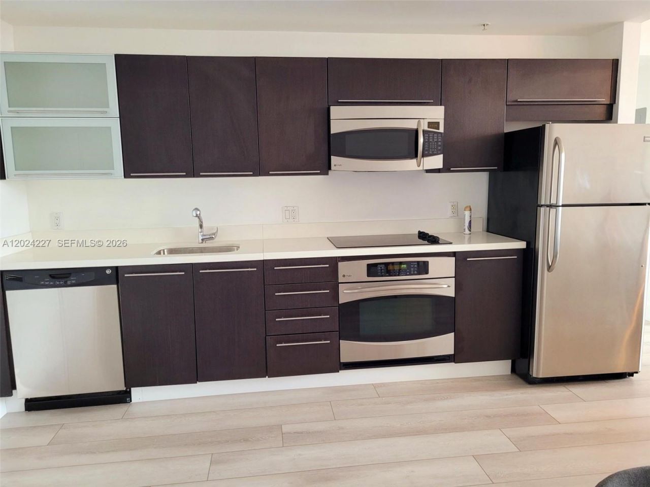 90 SW 3rd St, Unit 2208, Miami, FL 33130 Photo