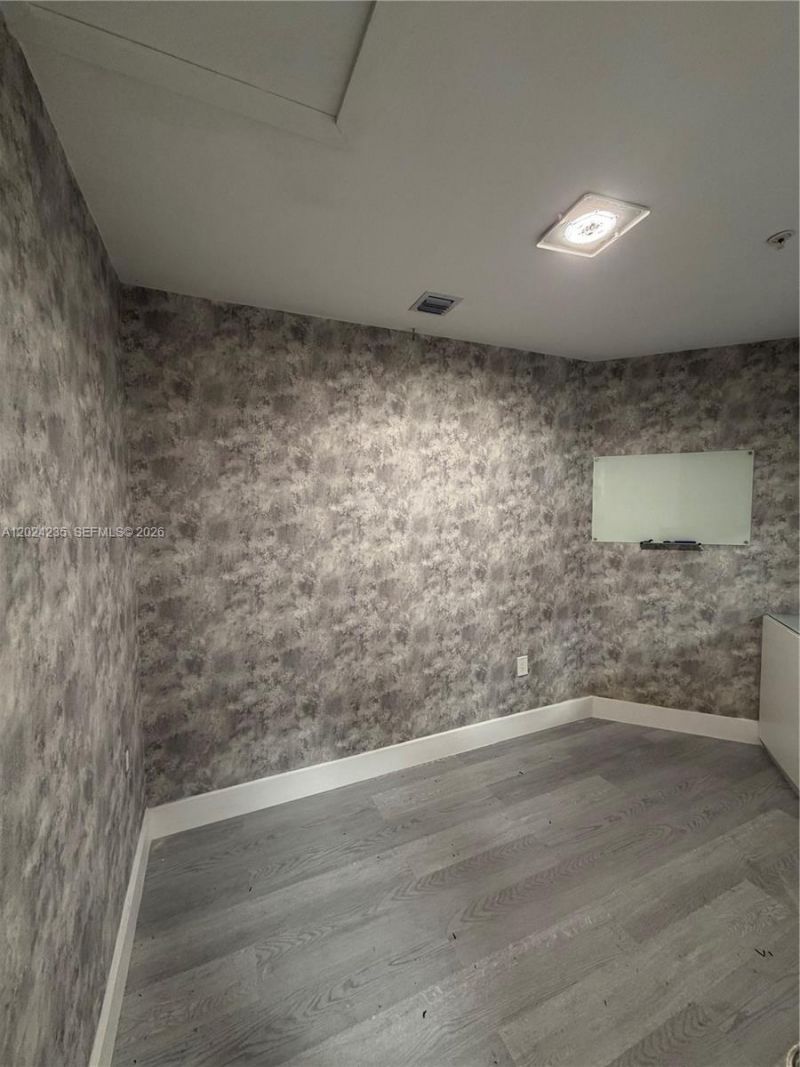 9450 NW 58th St , Unit 3, Doral, FL 33178 Photo