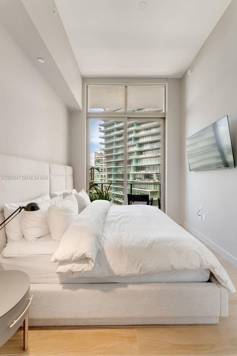 2655 S Bayshore Dr, Unit 807, Miami, FL 33133 Photo