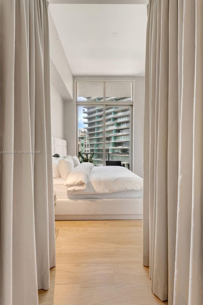 2655 S Bayshore Dr, Unit 807, Miami, FL 33133 Photo