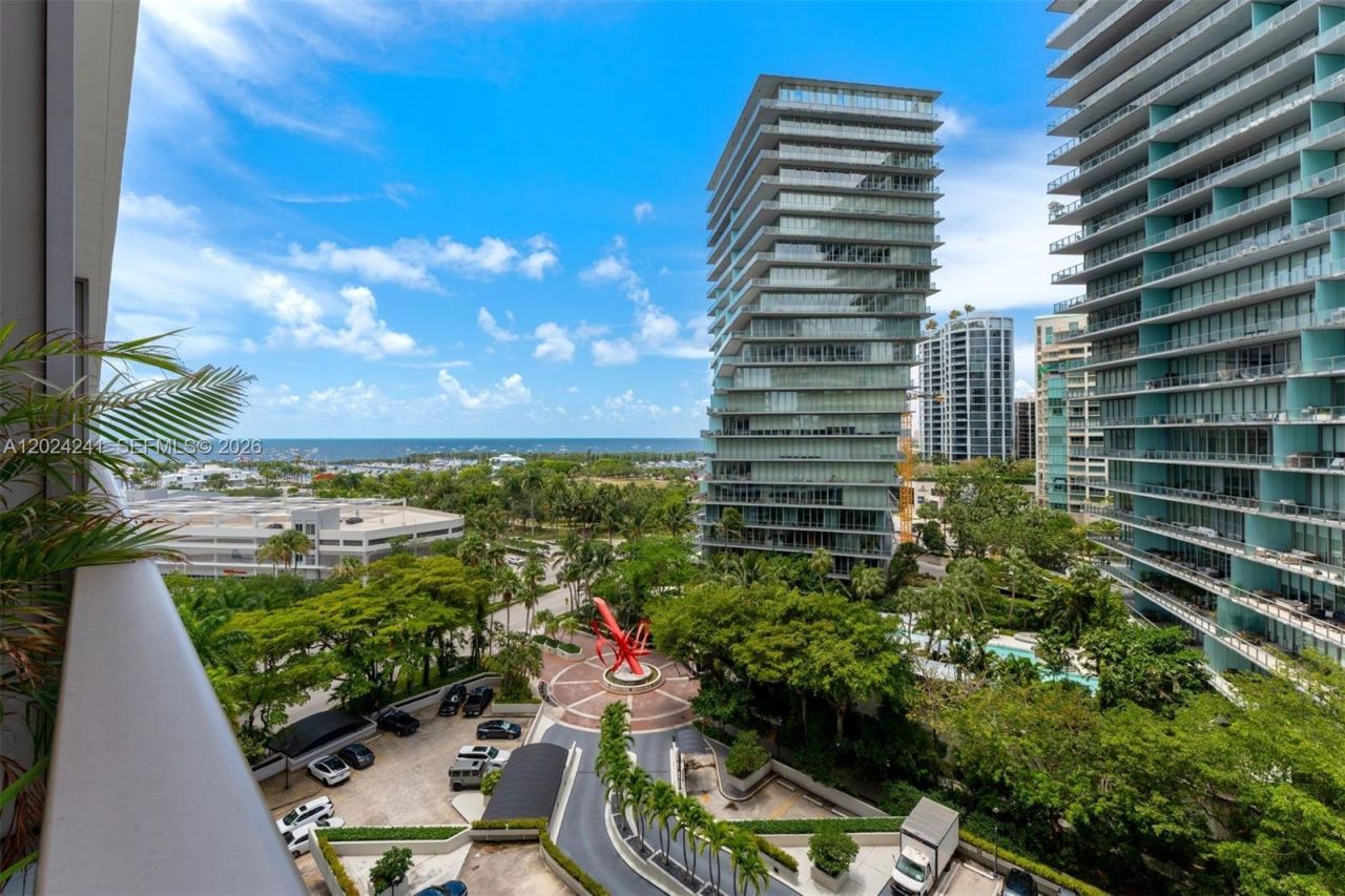 2655 S Bayshore Dr, Unit 807, Miami, FL 33133 Photo