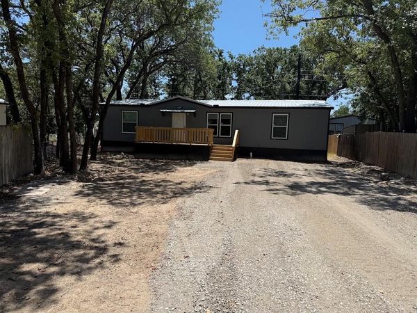 1628 Pelican Court N, Pelican Bay, TX 76020