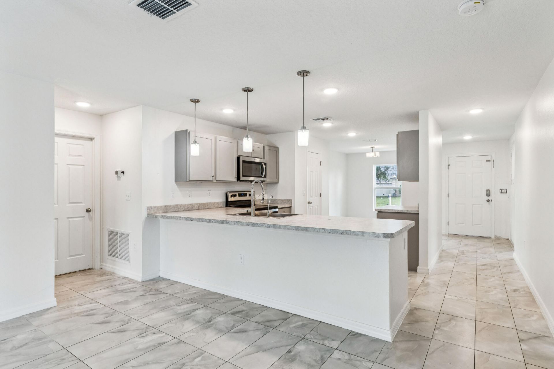 766 SE Academy Lane, Port Saint Lucie, FL 34984 Photo