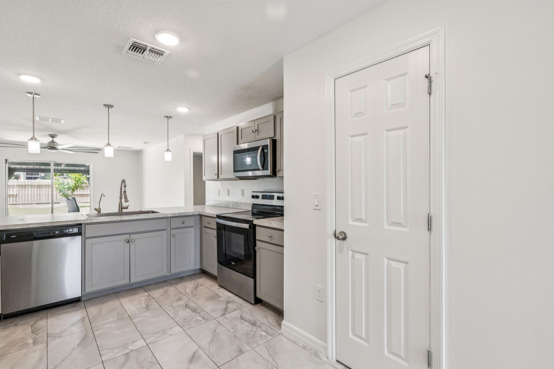 766 SE Academy Lane, Port Saint Lucie, FL 34984 Photo