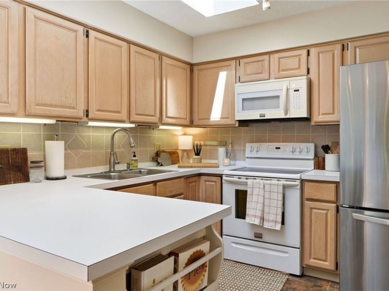 31825 Bayview Drive, Unit 126, Avon Lake, OH 44012 Photo 6