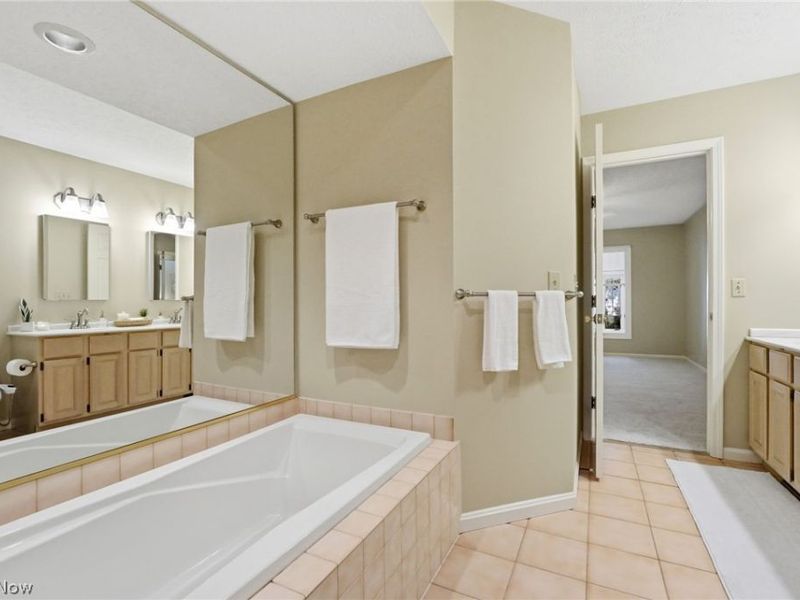 31825 Bayview Drive, Unit 126, Avon Lake, OH 44012 Photo 7