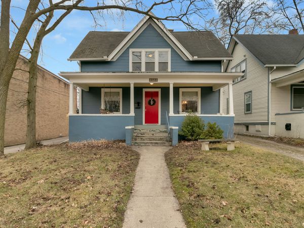 1123 W Huron Street, Ann Arbor, MI 48103
