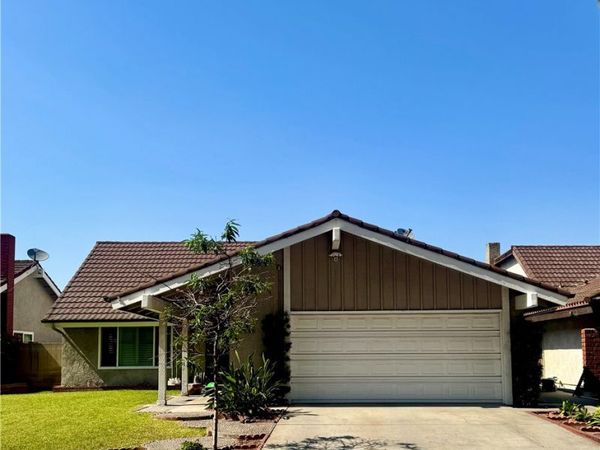 13151 DESTINO, Cerritos, CA 90703