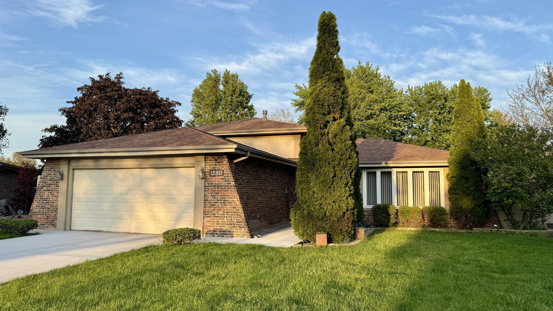 12511 S Mayfield Avenue , Alsip, IL 60803